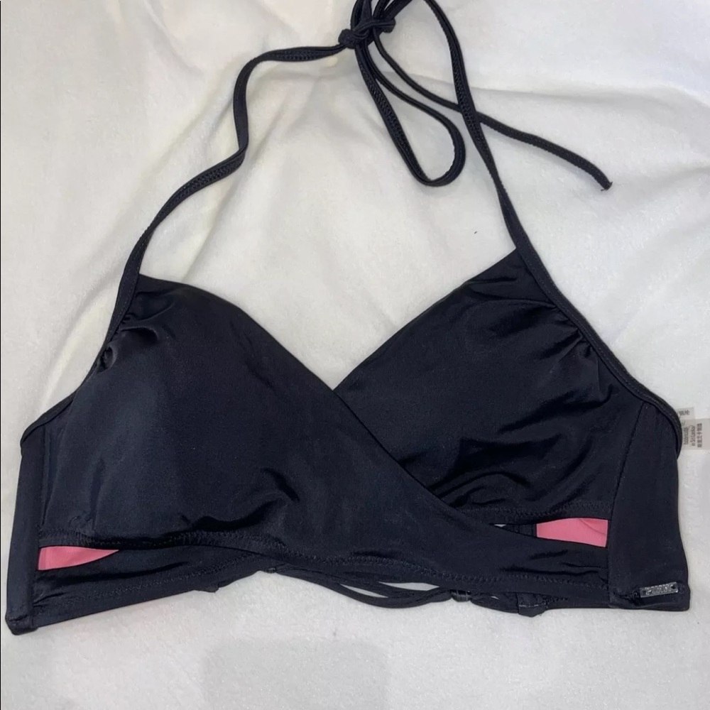 CRISS CROSS pink vs medium swimsuit top